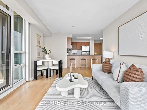 3rd image of 509 Beecroft Rd #1609