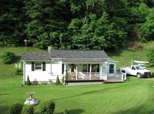 879 Beaver Creek Rd, Saltville, VA 24370
