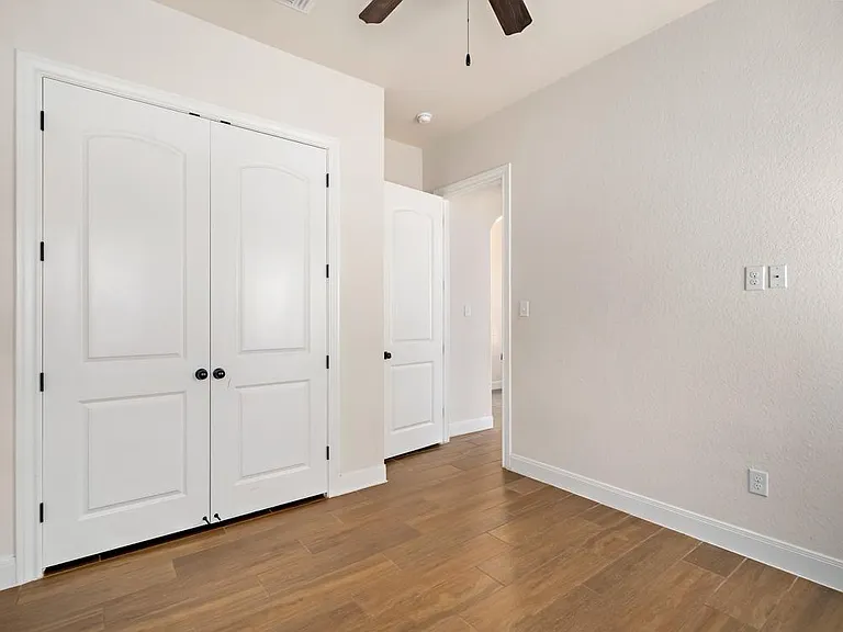 538 Carriage House — Photo 10
