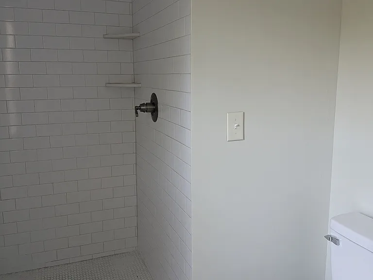 5304 King George Ct — Photo 14