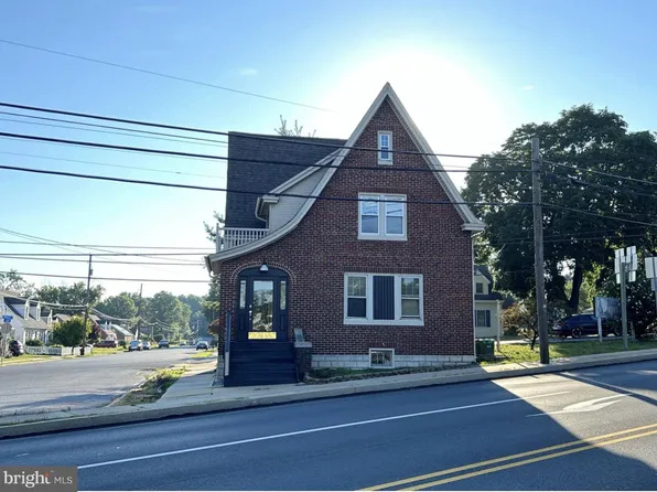 937 S Market St, Elizabethtown, PA 17022
