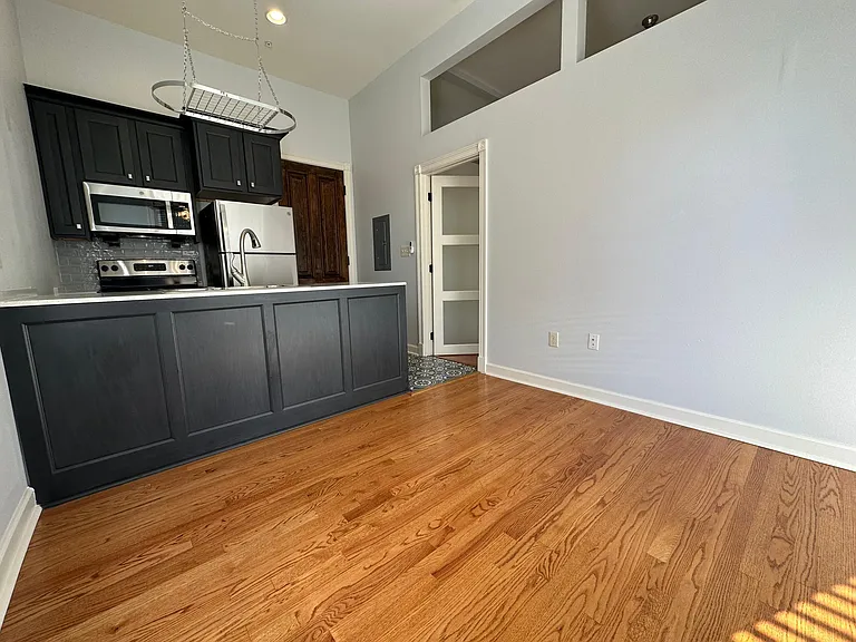 904 Scott St #5 — Photo 10