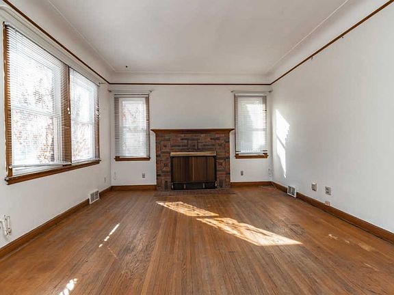 4th image of 4107 Fremont Ave N