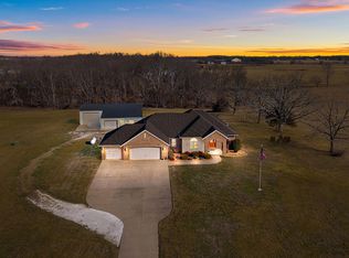 480 Stargrass Rd, Ozark, MO 65721