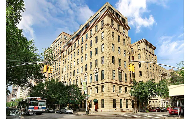 Rented by Douglas Elliman | media 19