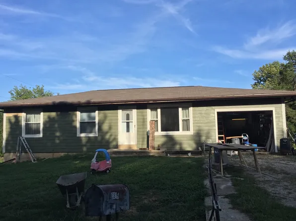 3816 Redbud Dr, Catawissa, MO 63015