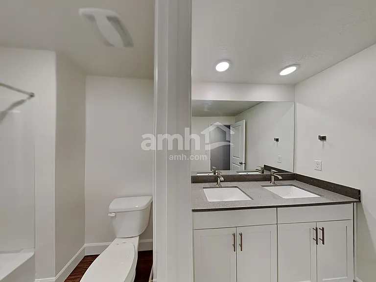 288 N Allen Ln — Photo 23