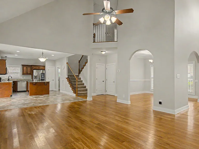 1537 Green Grove Way — Photo 5