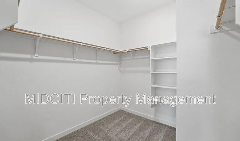 1304 Apron Trl — Photo 24