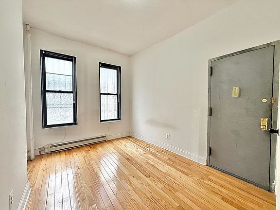 5th image of 310 Troutman St #1R