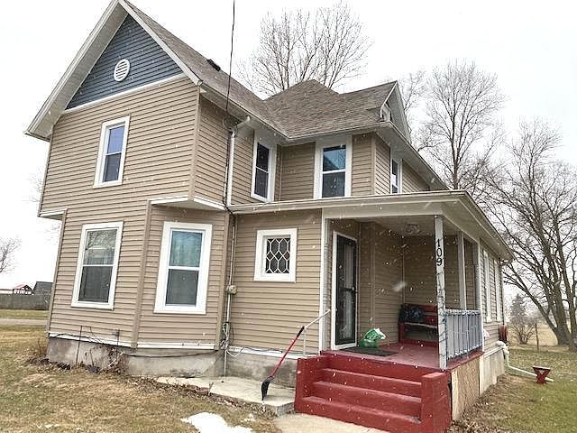 1st image of 109 S 1st St
