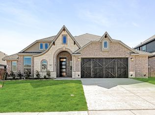 312 Resting Place Rd, Waxahachie, TX 75165