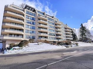 2 Lancaster St E #402, Kitchener, ON N2H6S3