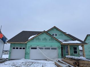 7537 Lotus Ln, Lino Lakes, MN 55038