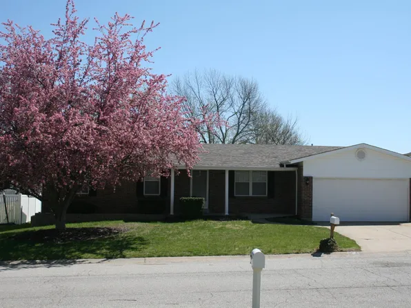 22 Dogwood Ln, Saint Peters, MO 63376