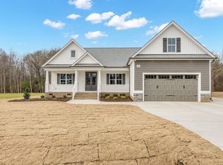 228 Freedom Ridge Dr, Smithfield, NC 27577