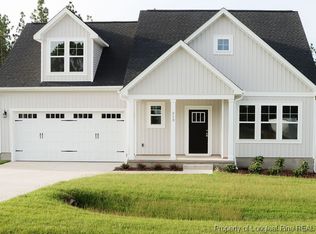 213 Nairn St, Fayetteville, NC 28311