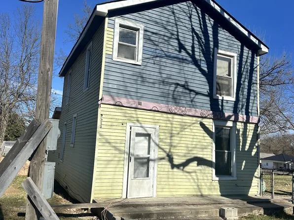 412 W 2nd St, Hopkinsville, KY 42240