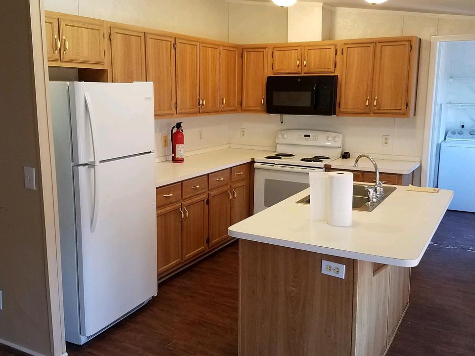 1st image of 21131 W Dale Ln