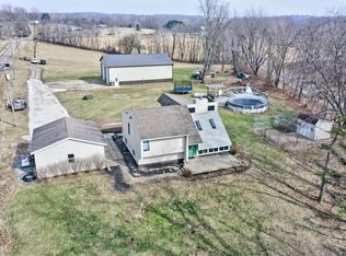 2136 Hoss Rd, Utica, OH 43080