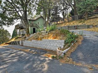 1376 Valley View Dr, Crestline, CA 92325