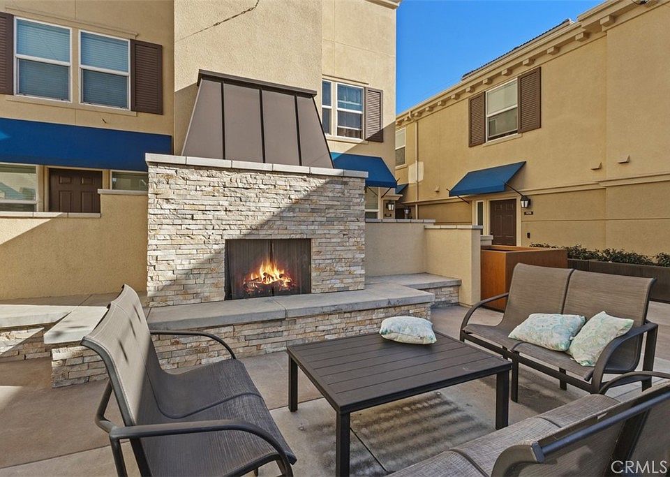 1st image of 10292 Artesia Blvd