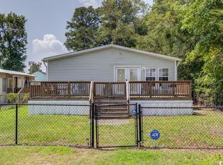 611 Woodland Dr, Murrells Inlet, SC 29576