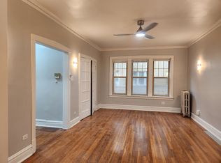 229 Washington Blvd #1S, Oak Park, IL 60302