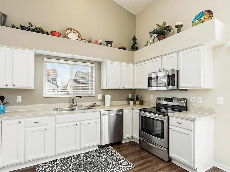 5471 Pearson Ct — Photo 12