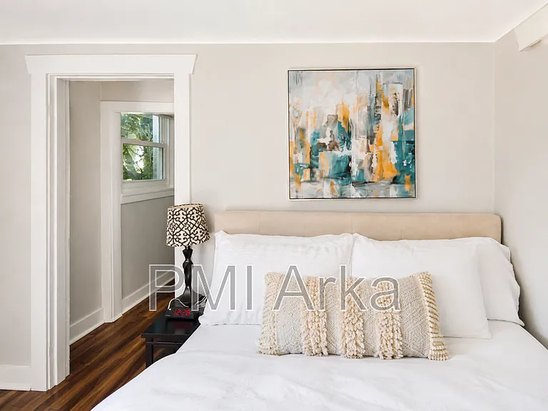 1219 N Allen Pl — Photo 18