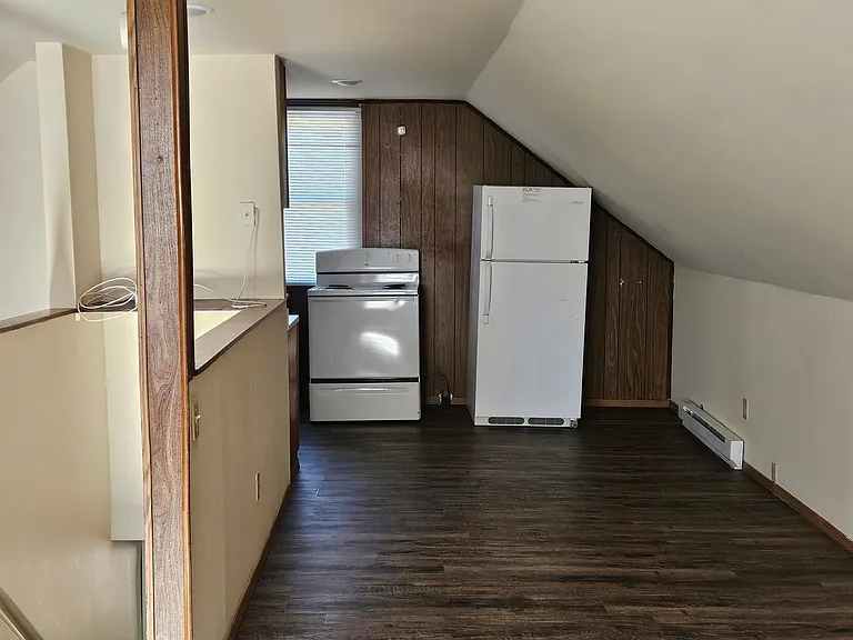 312-320 Grandview Ave — Photo 3