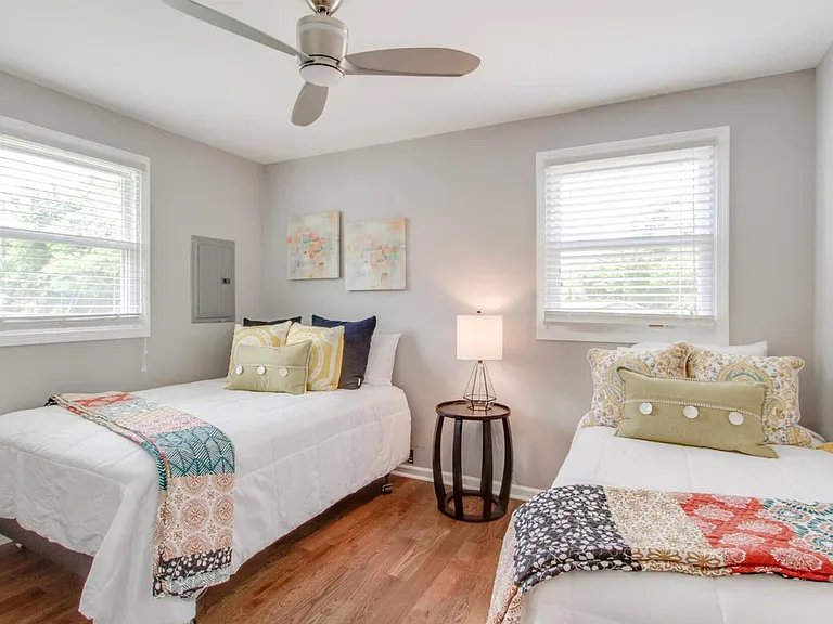 6313 Thunderbird Dr — Photo 13