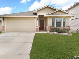 10223 Del Lago Ct, San Antonio, TX 78245