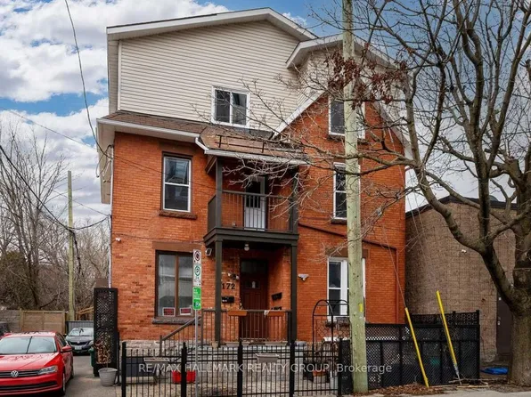 172 Cobourg St #B, Ottawa, ON K1N 8H5