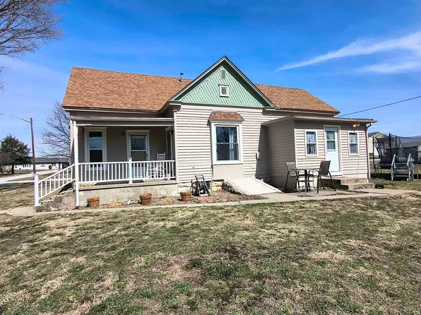308 Ash St, Verdon, NE 68457