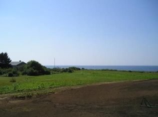 22 Seabreeze Ln, York, ME 03909