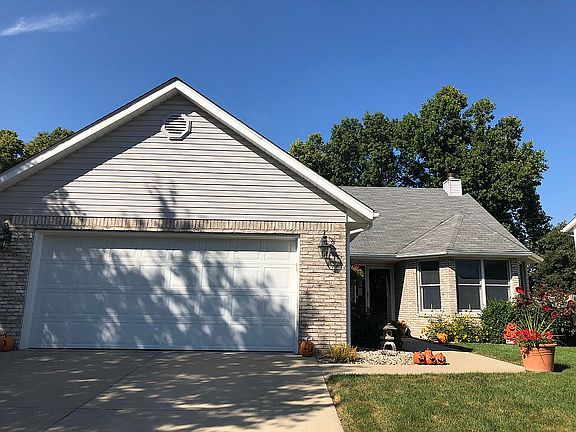 Front View-2420 Dutch Lane