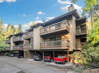 7550 SW Barnes Rd UNIT E, Portland, OR 97225