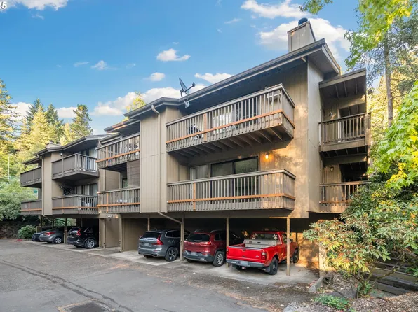 7550 SW Barnes Rd Unit E, Portland, OR 97225