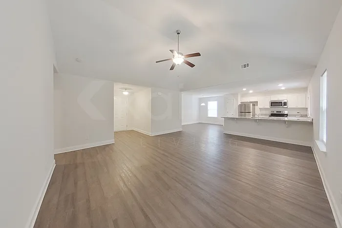 231 Western Red Cedar Dr — Photo 3