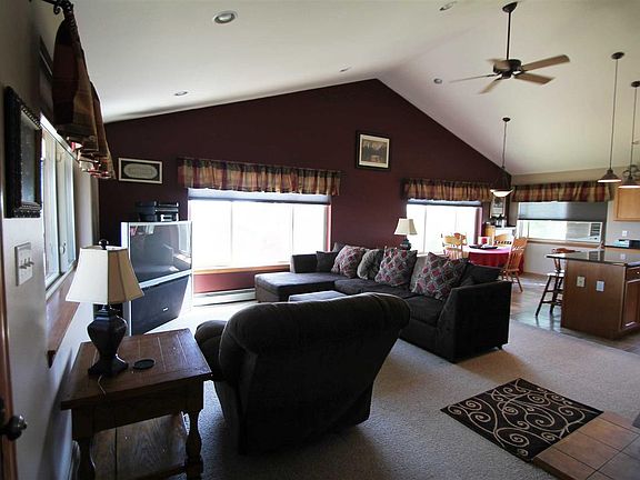 2nd image of 35 Shady Ln