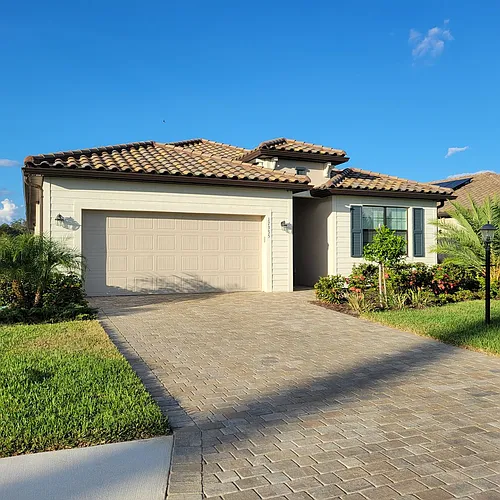 17335 Blue Ridge Pl Photo 1