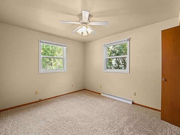 5th image of 1906 W Pine St