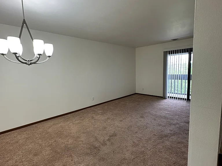 405 E Paradise Dr #7 — Photo 5