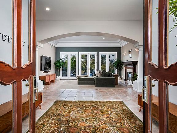 5th image of 3157 Via Viejas Oeste