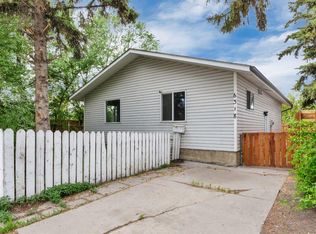 6318 W Horn St, Red Deer, AB T4N 5M5