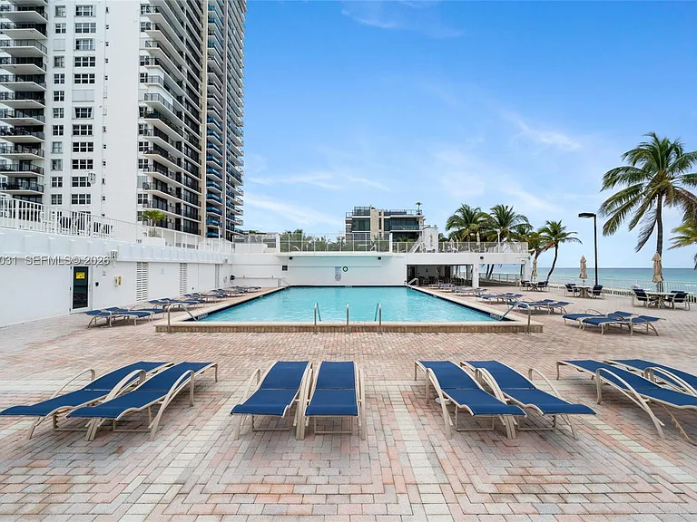 2301 S Ocean Dr #2507 — Photo 24