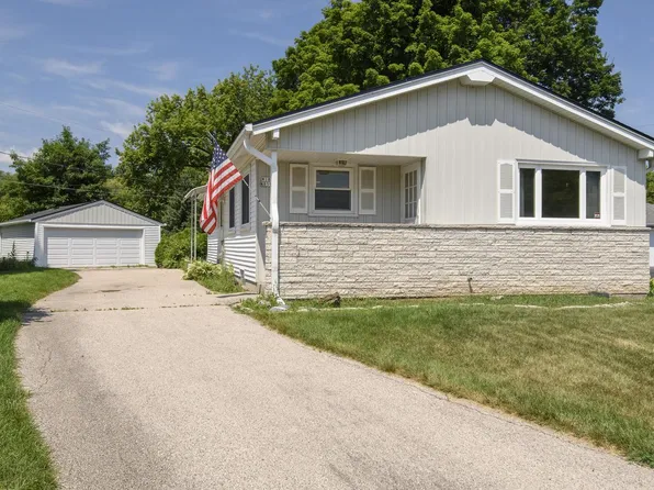 W183N8591 Lawrence COURT, Menomonee Falls, WI 53051