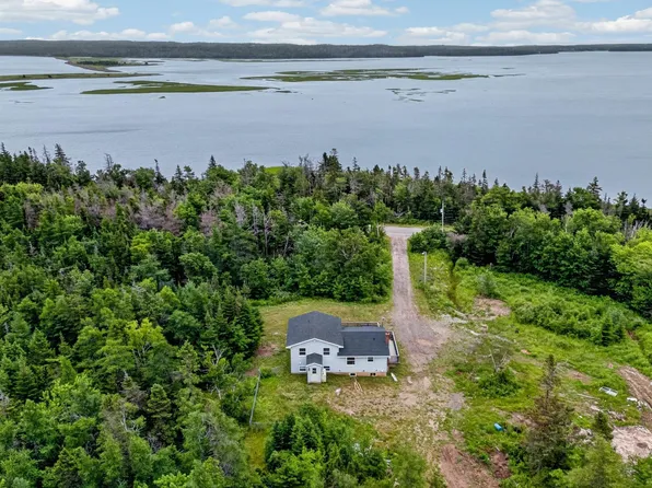 3262 Highway 255, Pt Morien, NS B1B 1T9