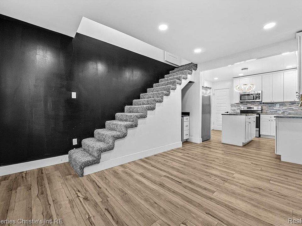 18638 Barlow St, photo 5